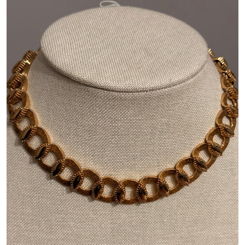 Vintage Monet Chunky Runway Chain 14” Gold Tone